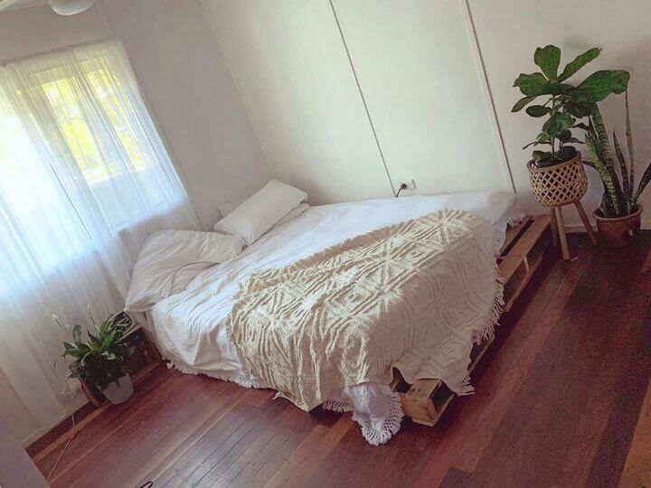 Pallets Bed