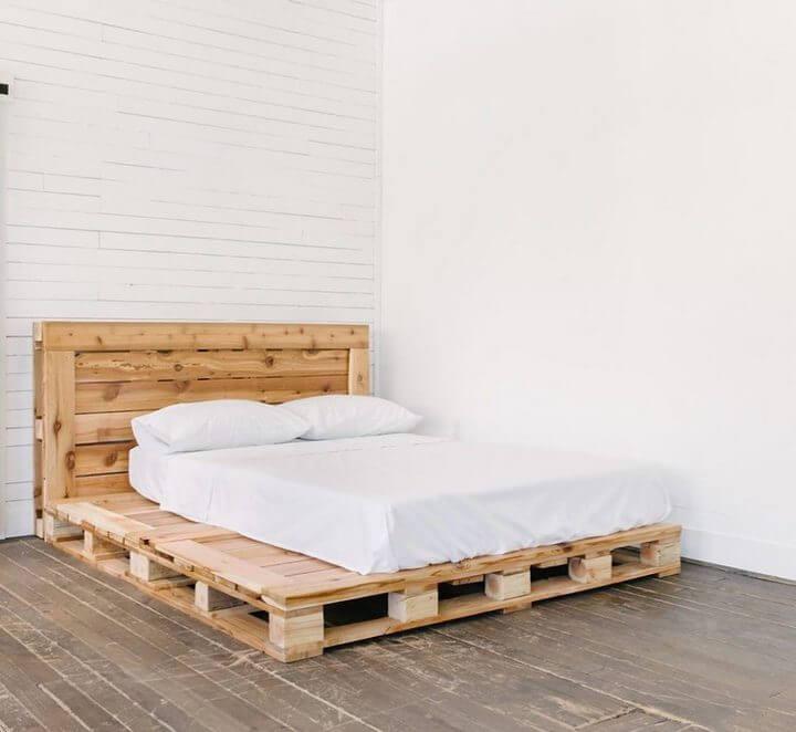 Diy Recycled Pallet Bed Frame Designs, Diy Pallet Queen Bed Frame Instructions