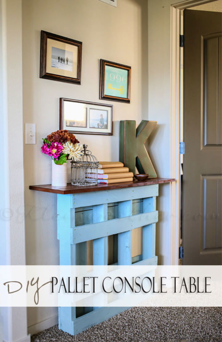 Affordable DIY Pallet Console Table for Entry