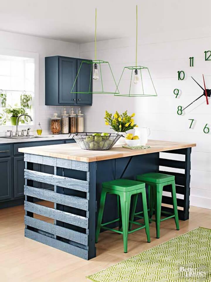 DIY Kitchen Island from Wood Shipping Pallets