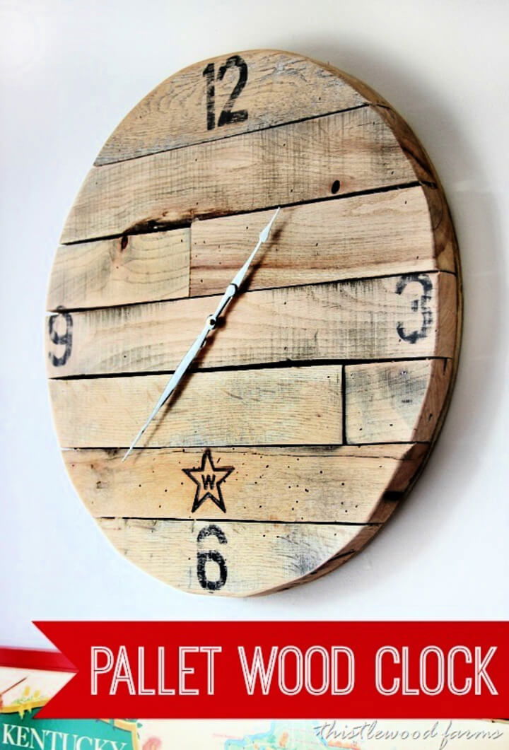 DIY Recycled Pallet Wood Clock