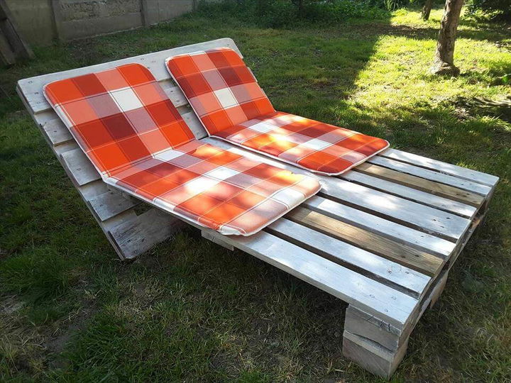 Garden Sun Lounger from 2 Pallets