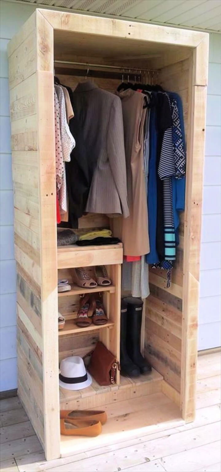 Pallet Wardrobe