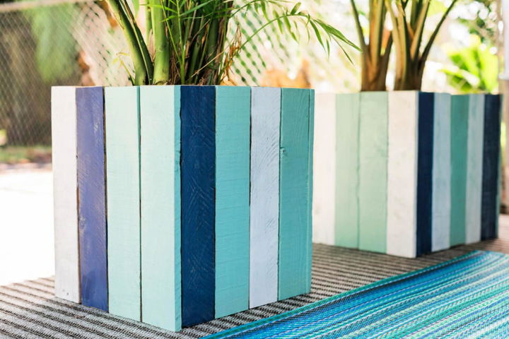 Upcycled Old Pallet Into Colorful Planter Boxes