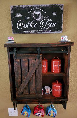 Small coffee bar pallet with doors